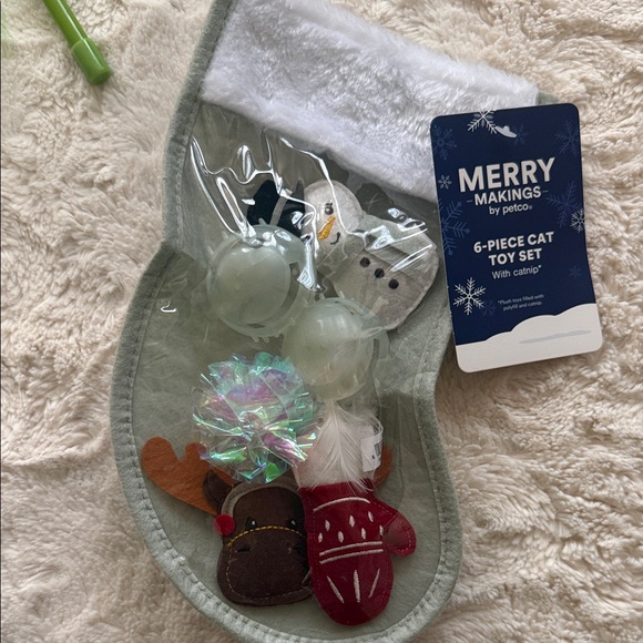 Cat Toy Set - Festive Red, Green, and Yellow - Picture 2 of 5